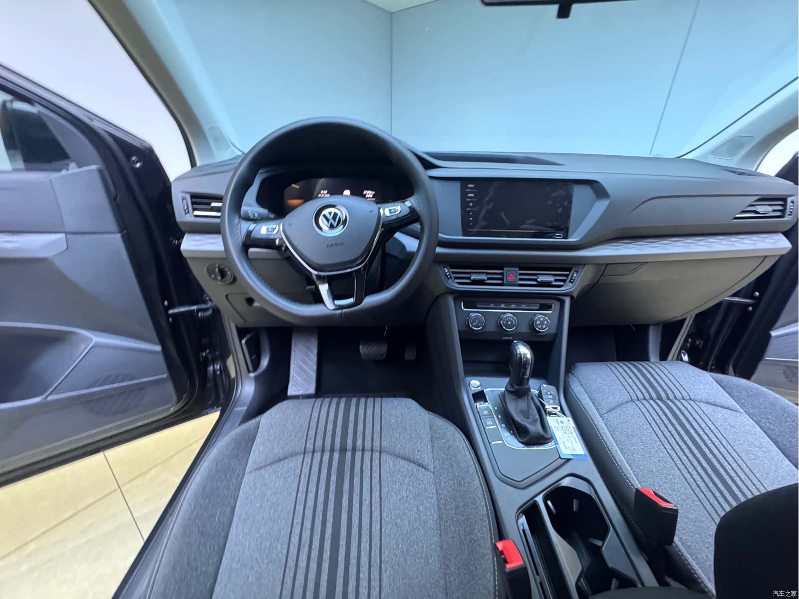 Volkswagen Tharu, 2022 20