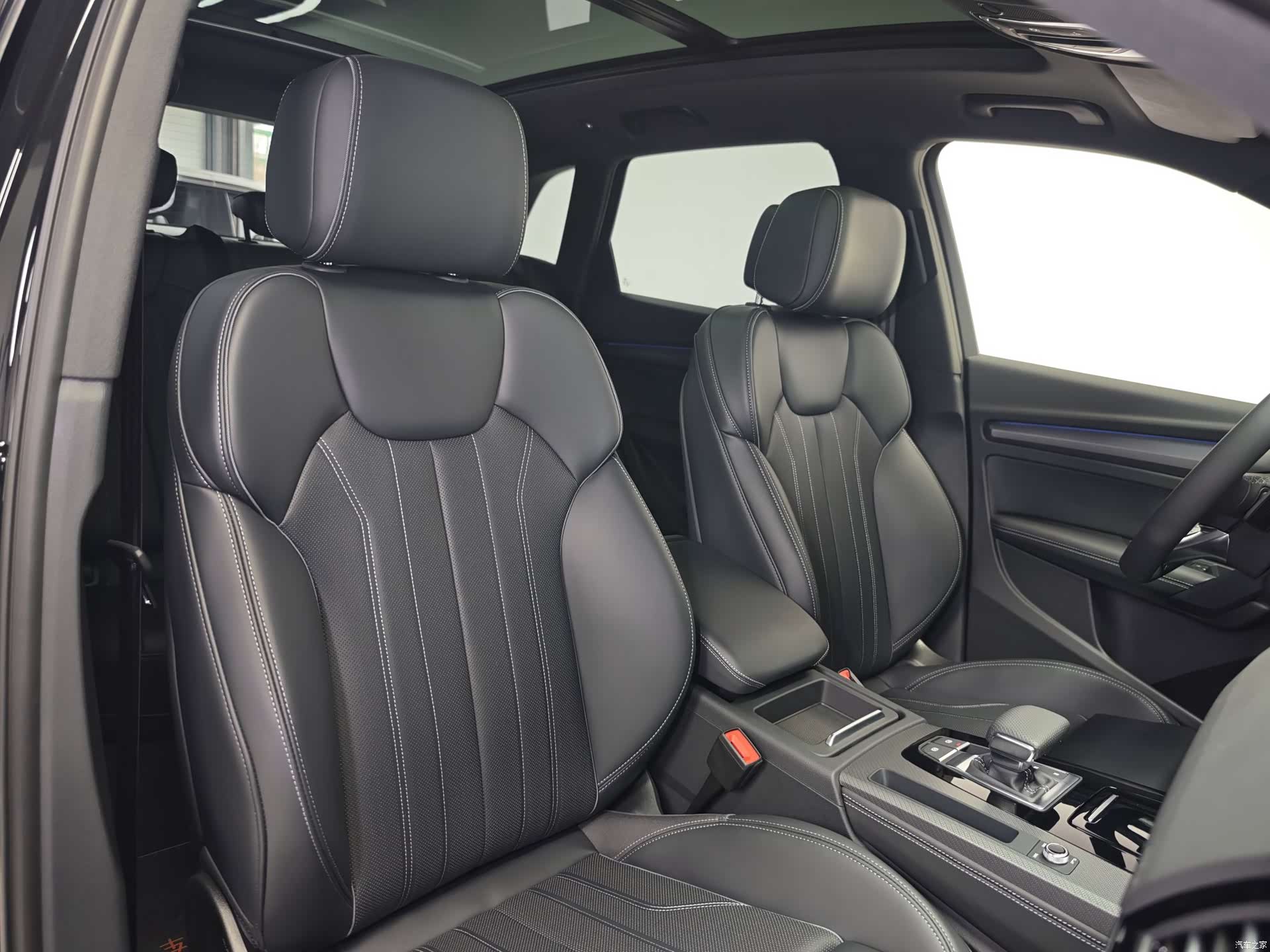 Audi Q5L, 2023 12