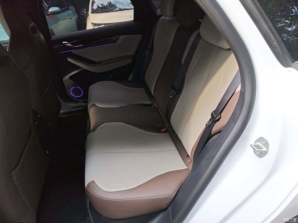 BYD Qin, 2023 17