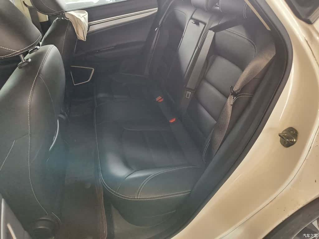 Geely Emgrand, 2019 15