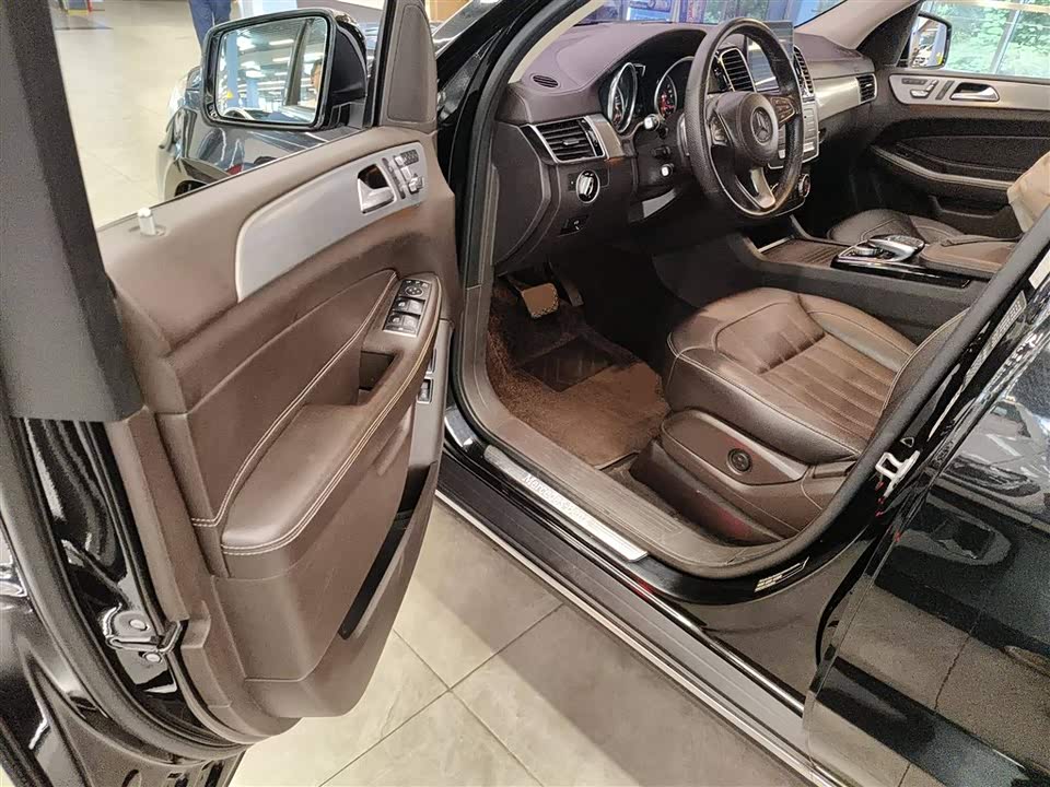 Mercedes-Benz GLS
