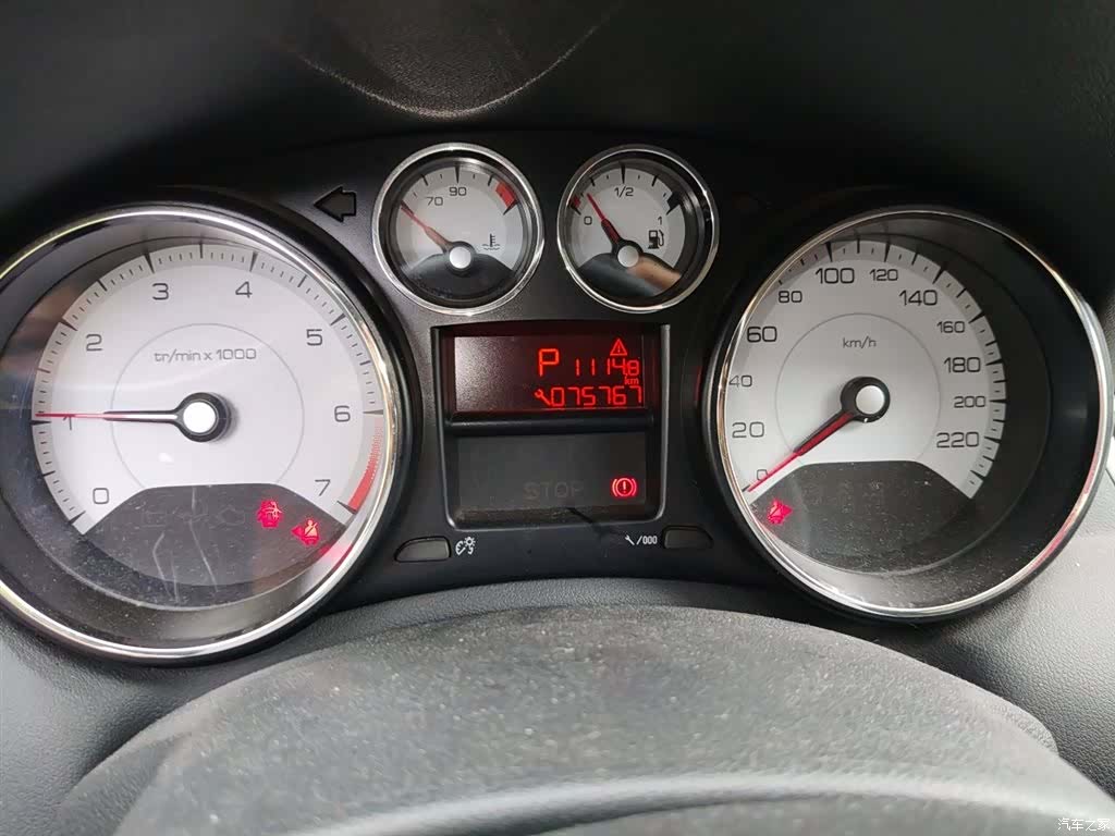 Peugeot 308, 2016 все фото