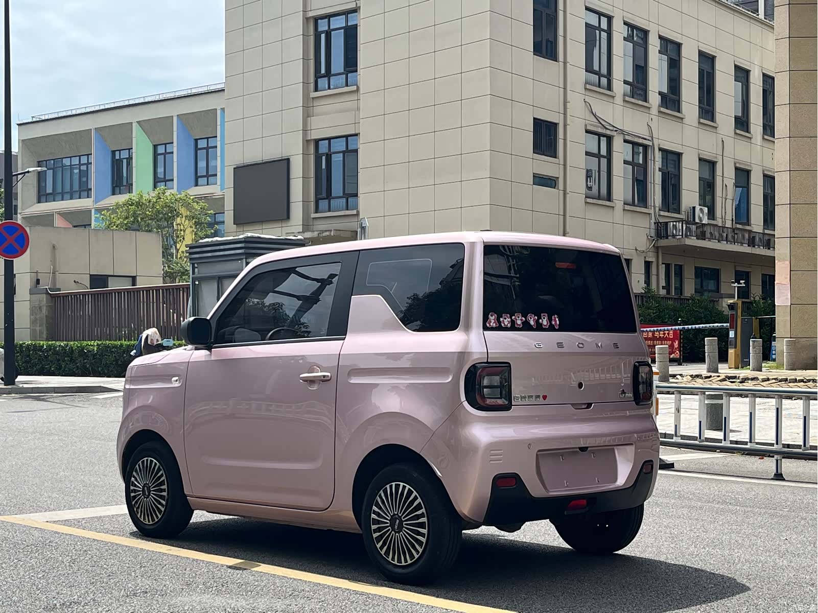 Geely Panda, 2023 все фото