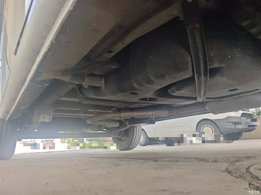 Maxus V80, 2023 22