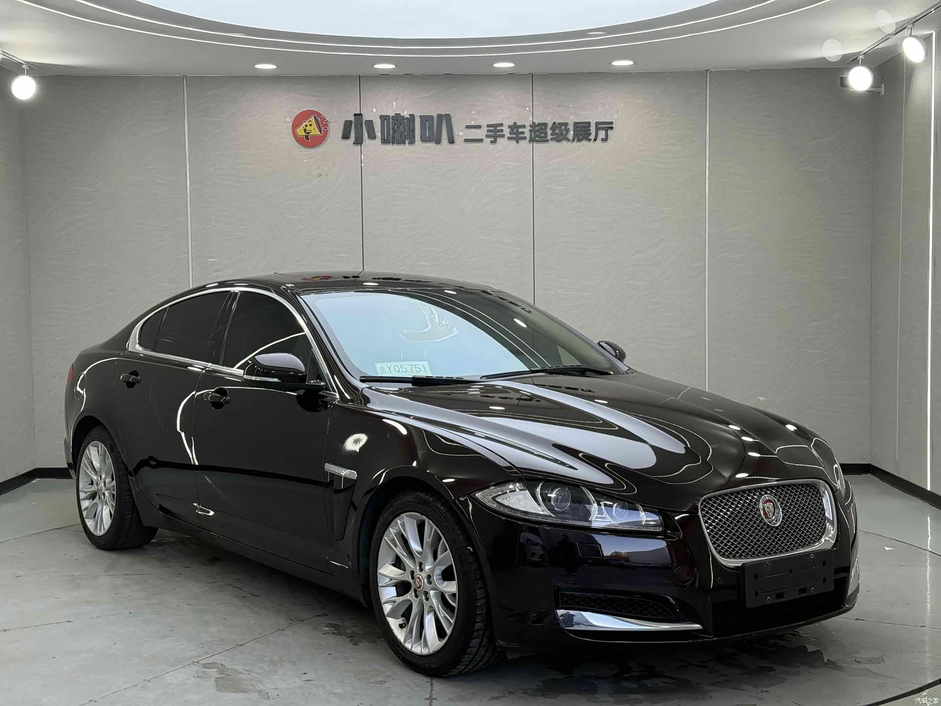 Jaguar XF, 2014 3