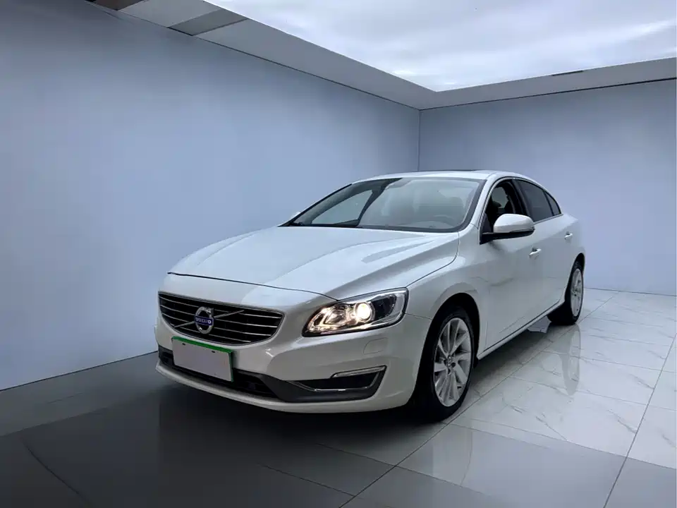 Volvo S60