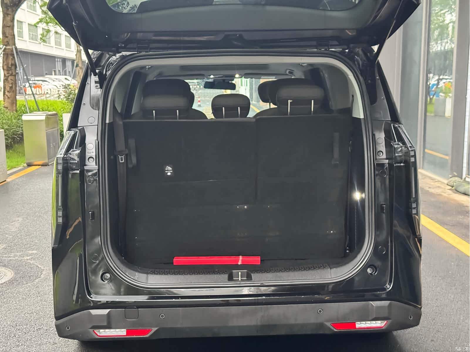 Maxus 7, 2024 8