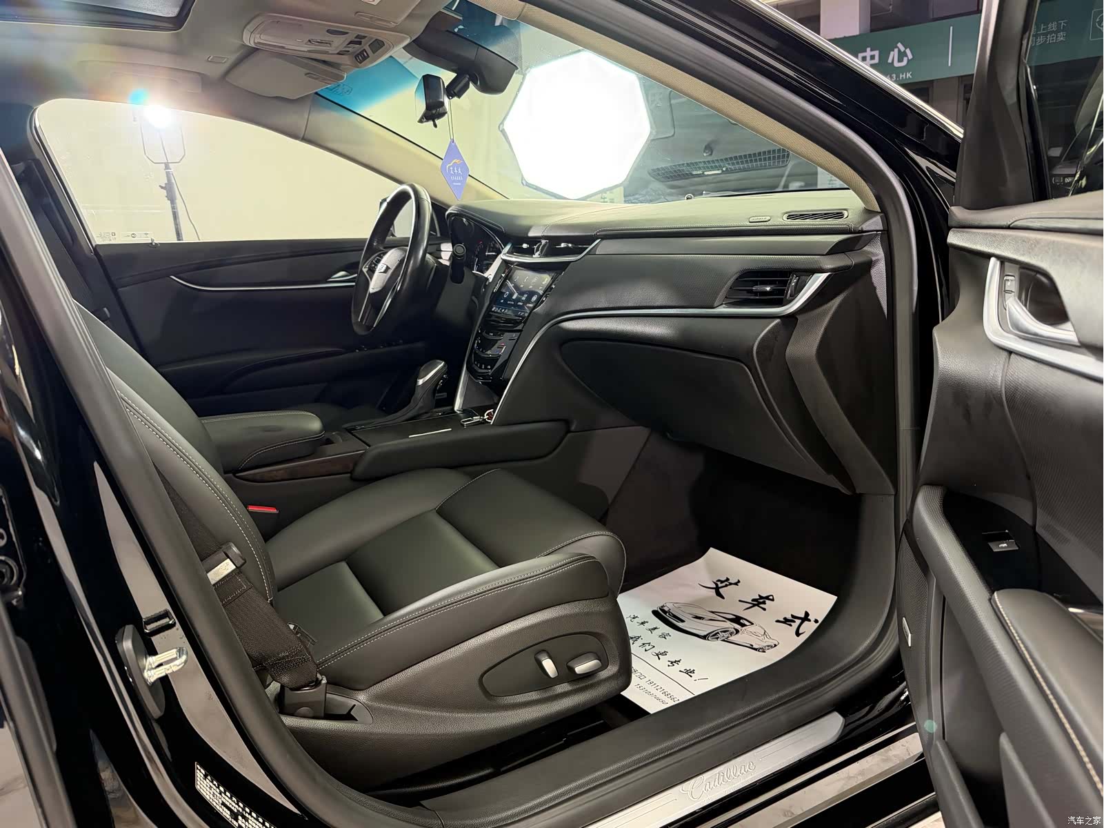 Cadillac XTS, 2019 все фото