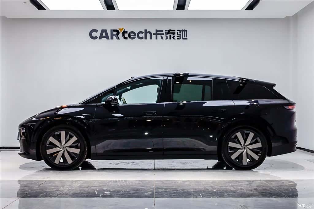 Li Auto i6, 2025 3