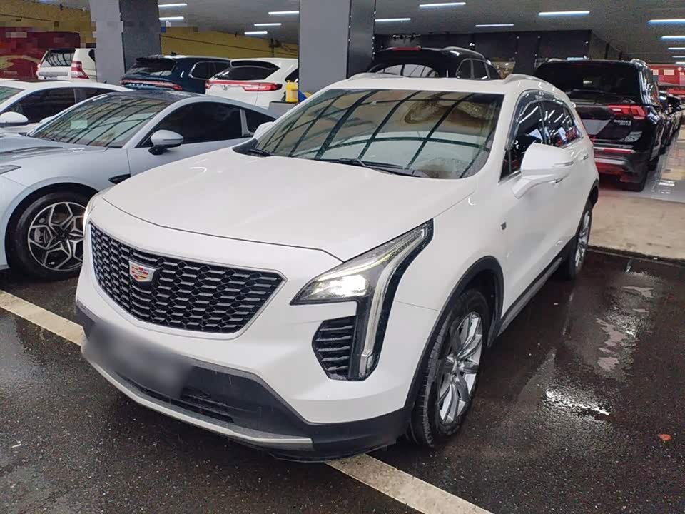 Cadillac XT4