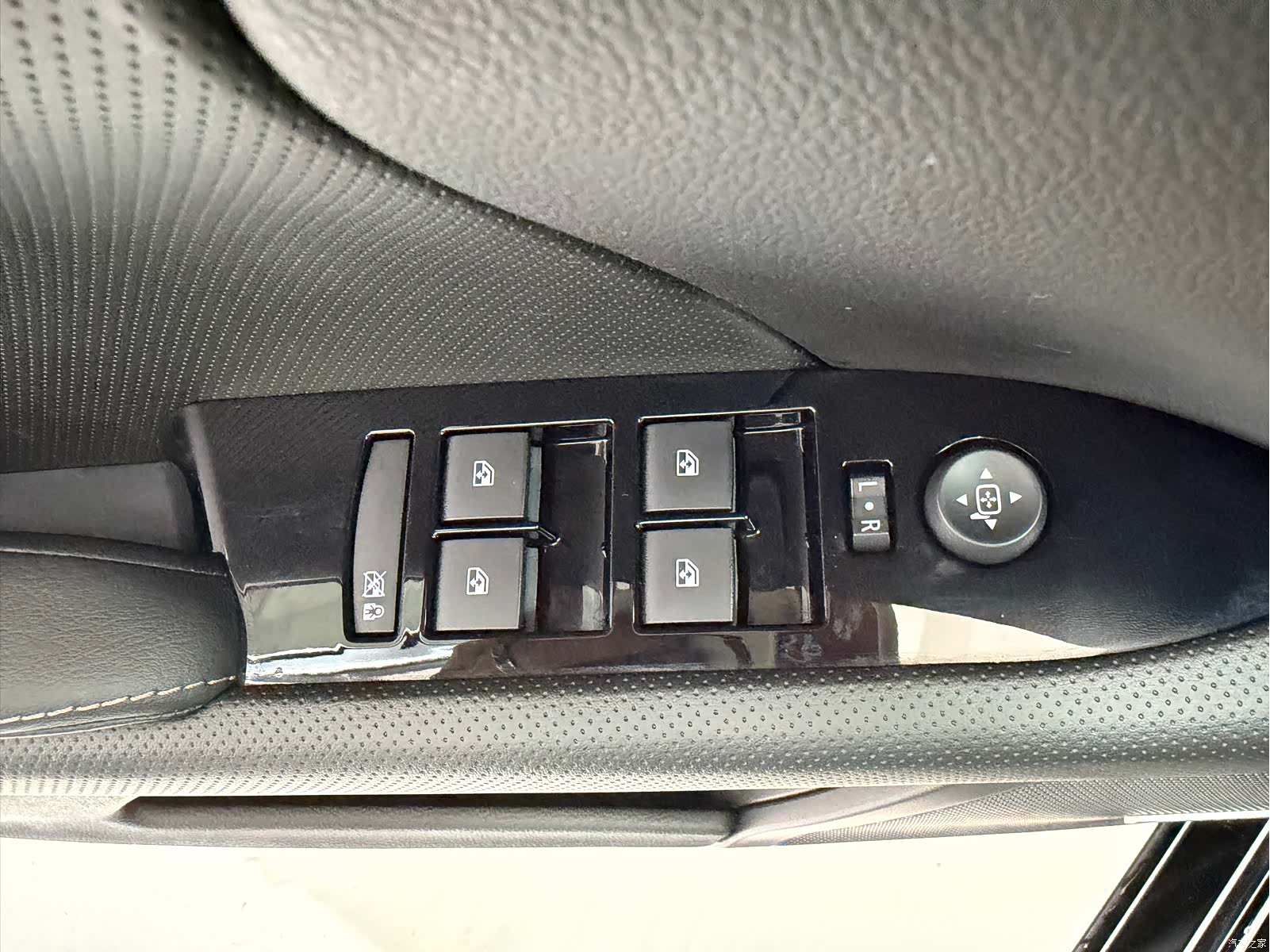 Cadillac XTS, 2019 15
