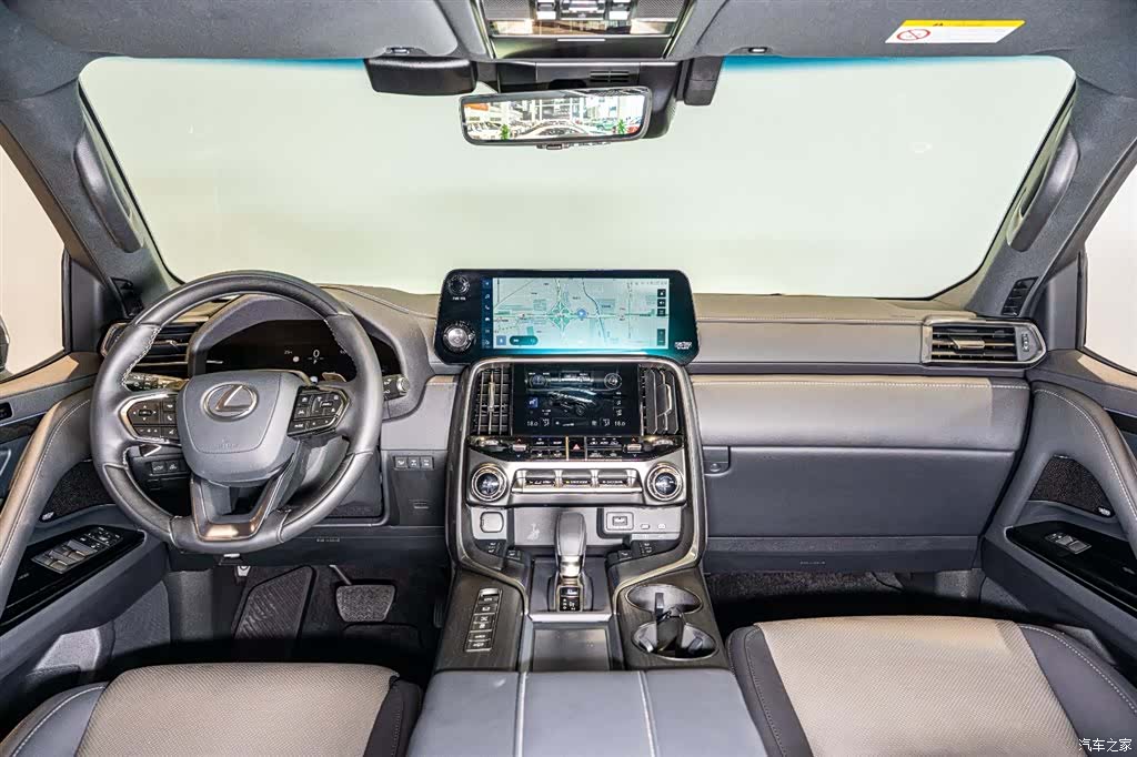 Lexus LX, 2025 9