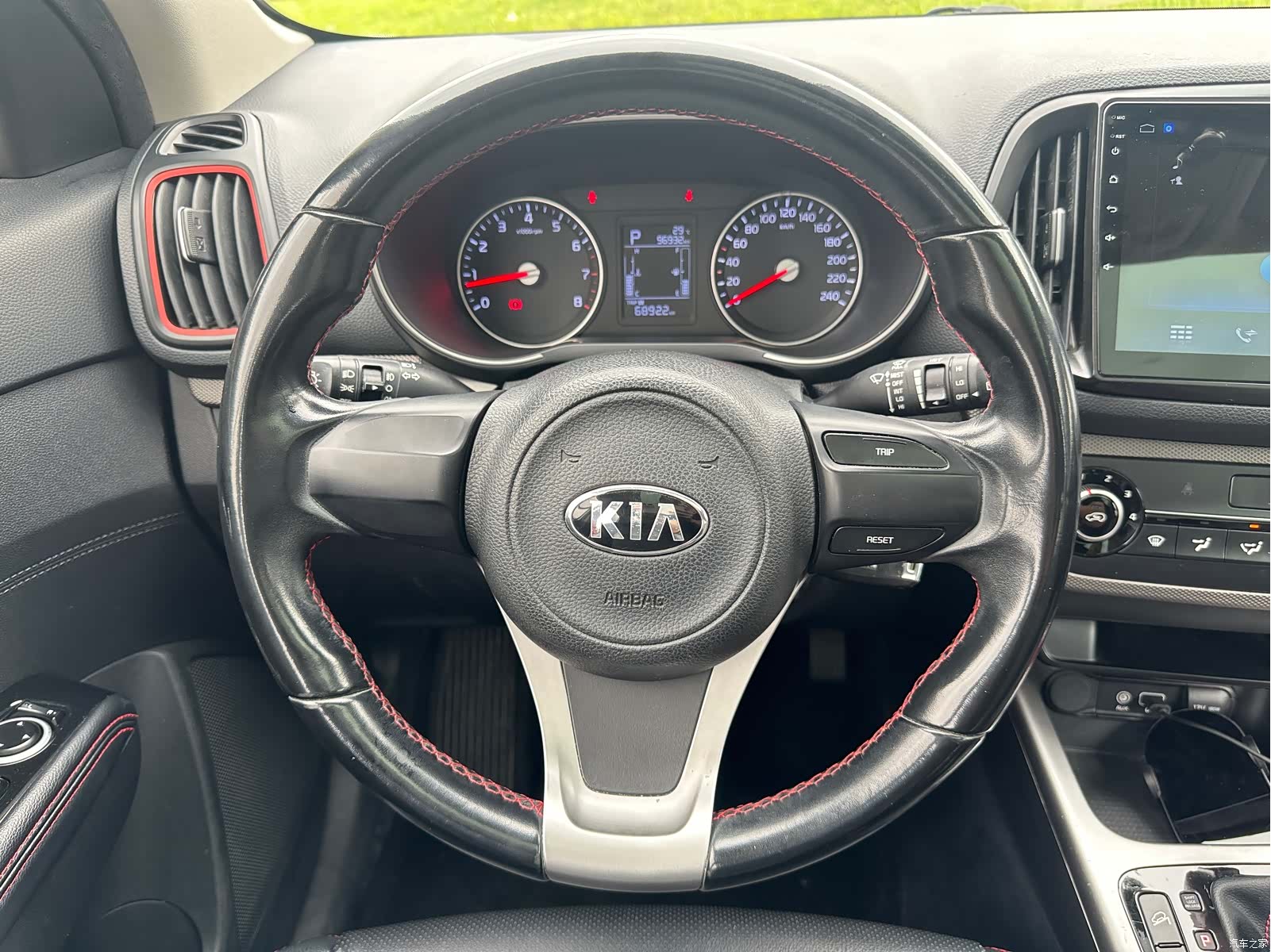 Kia KX3, 2016 17