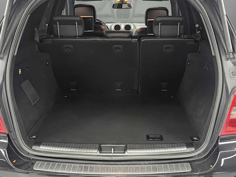 Mercedes-Benz M class