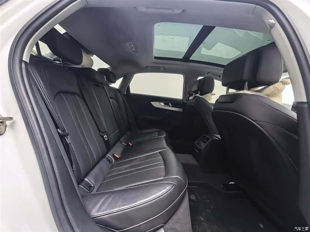 Audi A4L, 2024 10