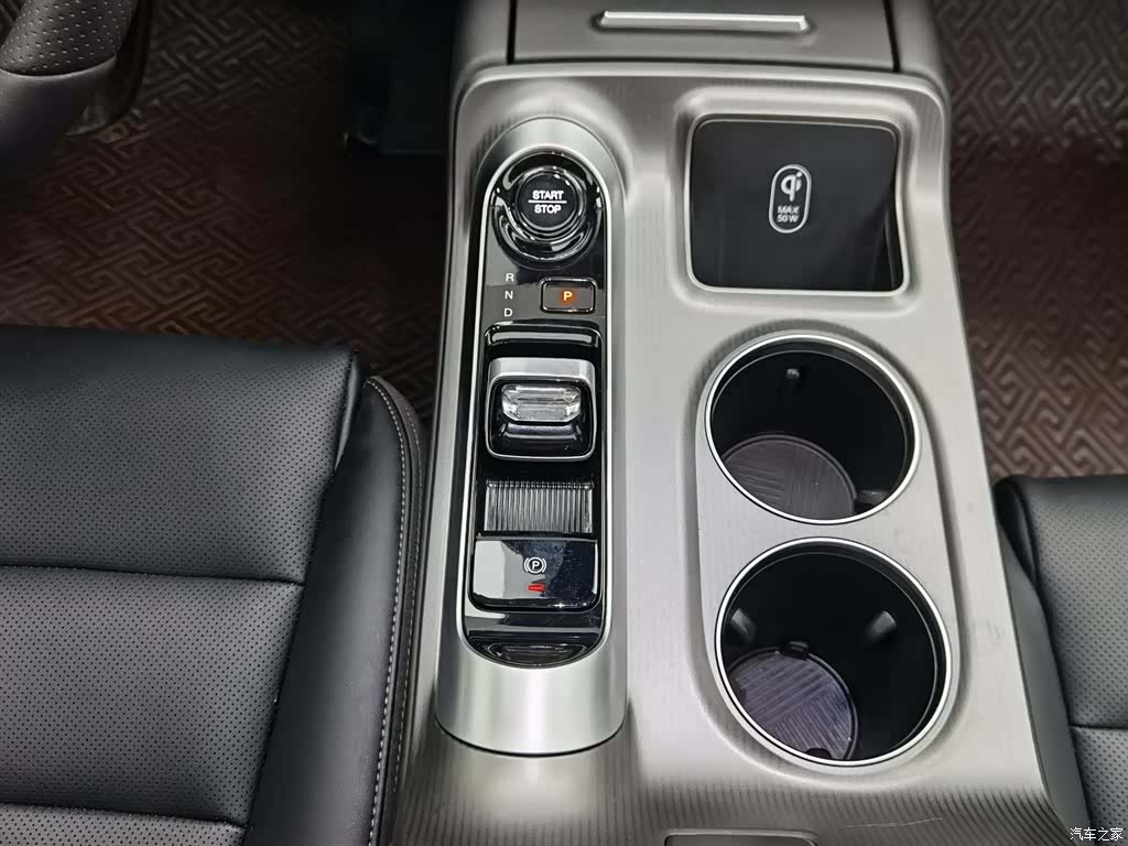 Trumpchi E8, 2024 13