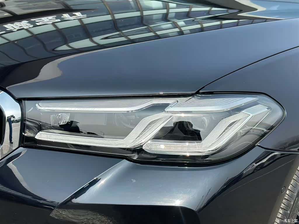 BMW 5 Series, 2021 все фото