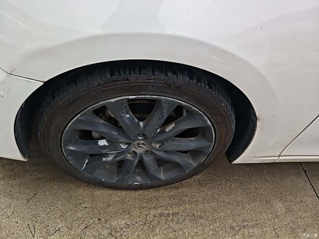 Mazda Mazda3, 2014 23
