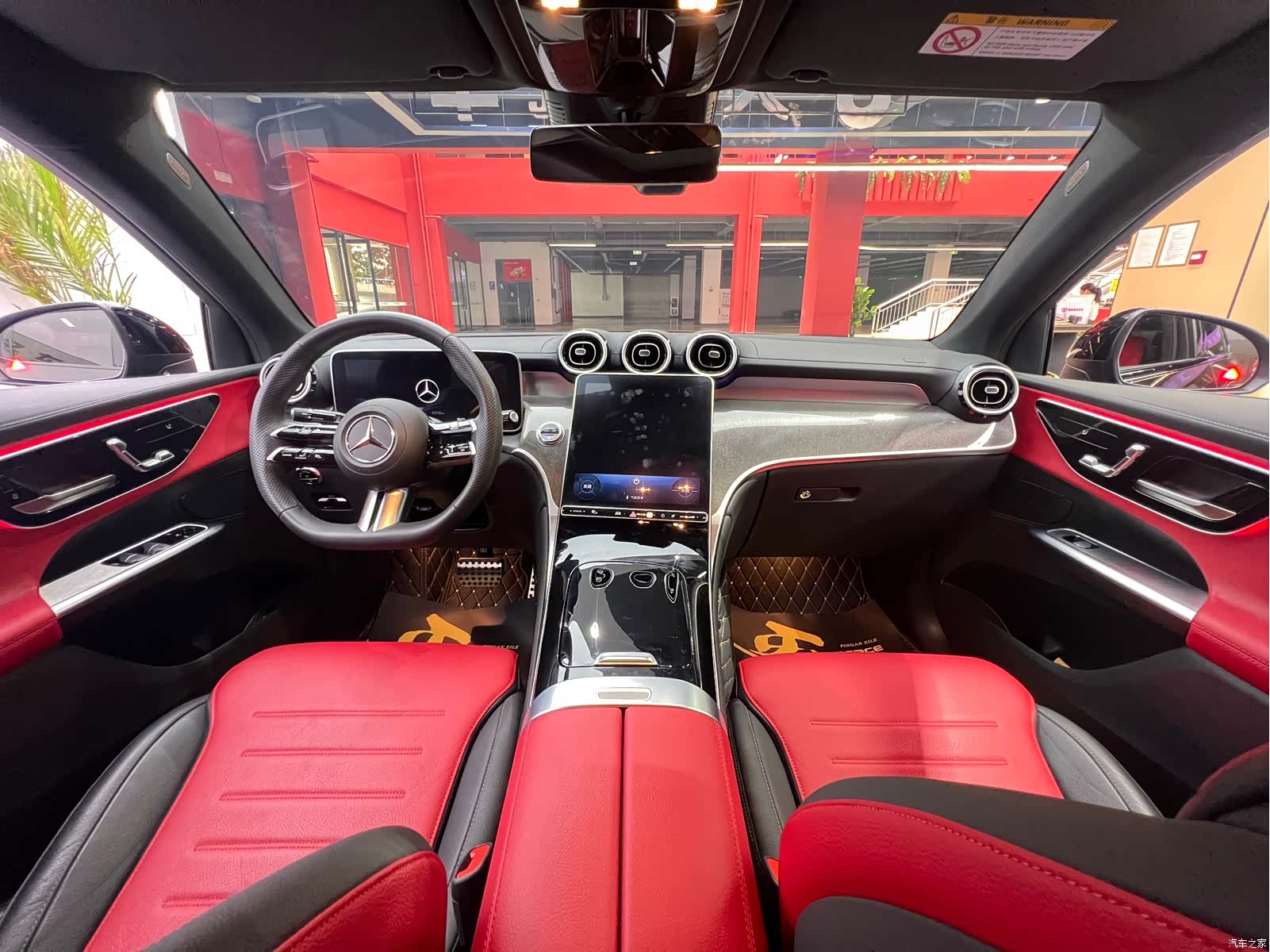Mercedes-Benz GLC, 2024 12
