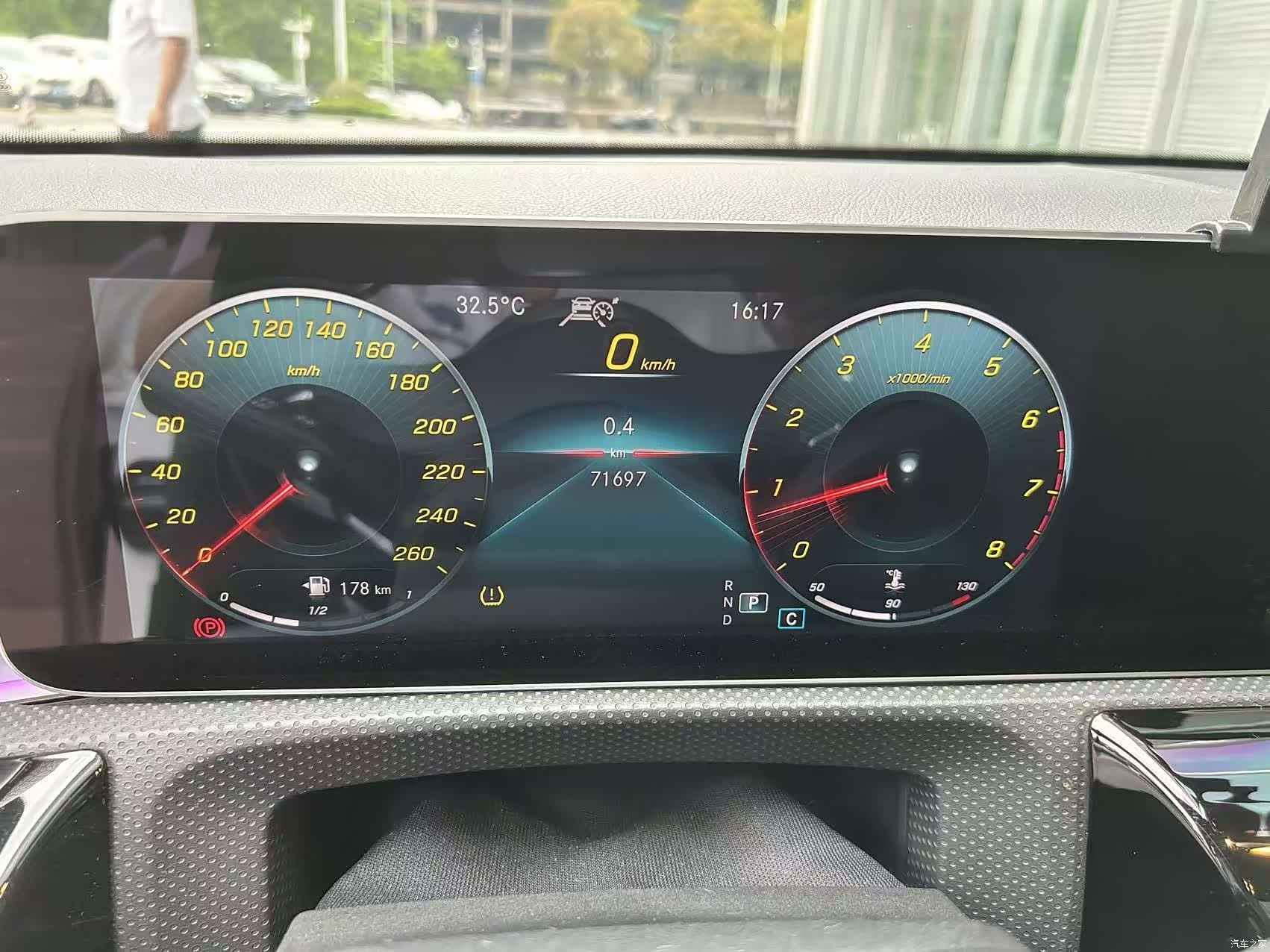 Mercedes-Benz A-Class, 2019 12
