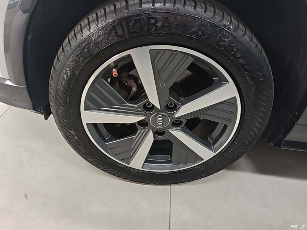 Audi e-tron, 2021 23