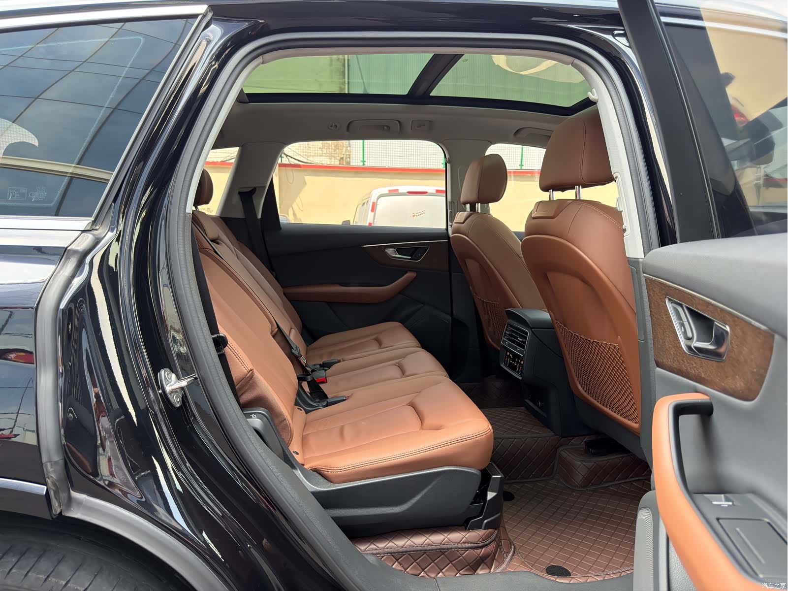 Audi Q7, 2021 10