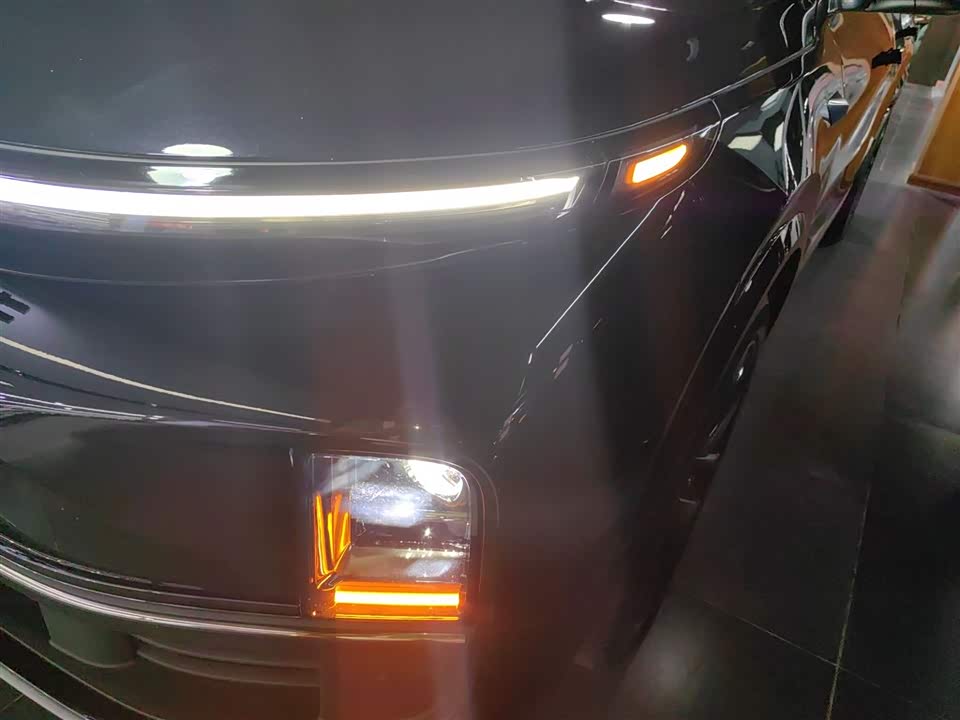 Li Auto Ideal L9 Li Auto Ideal L9