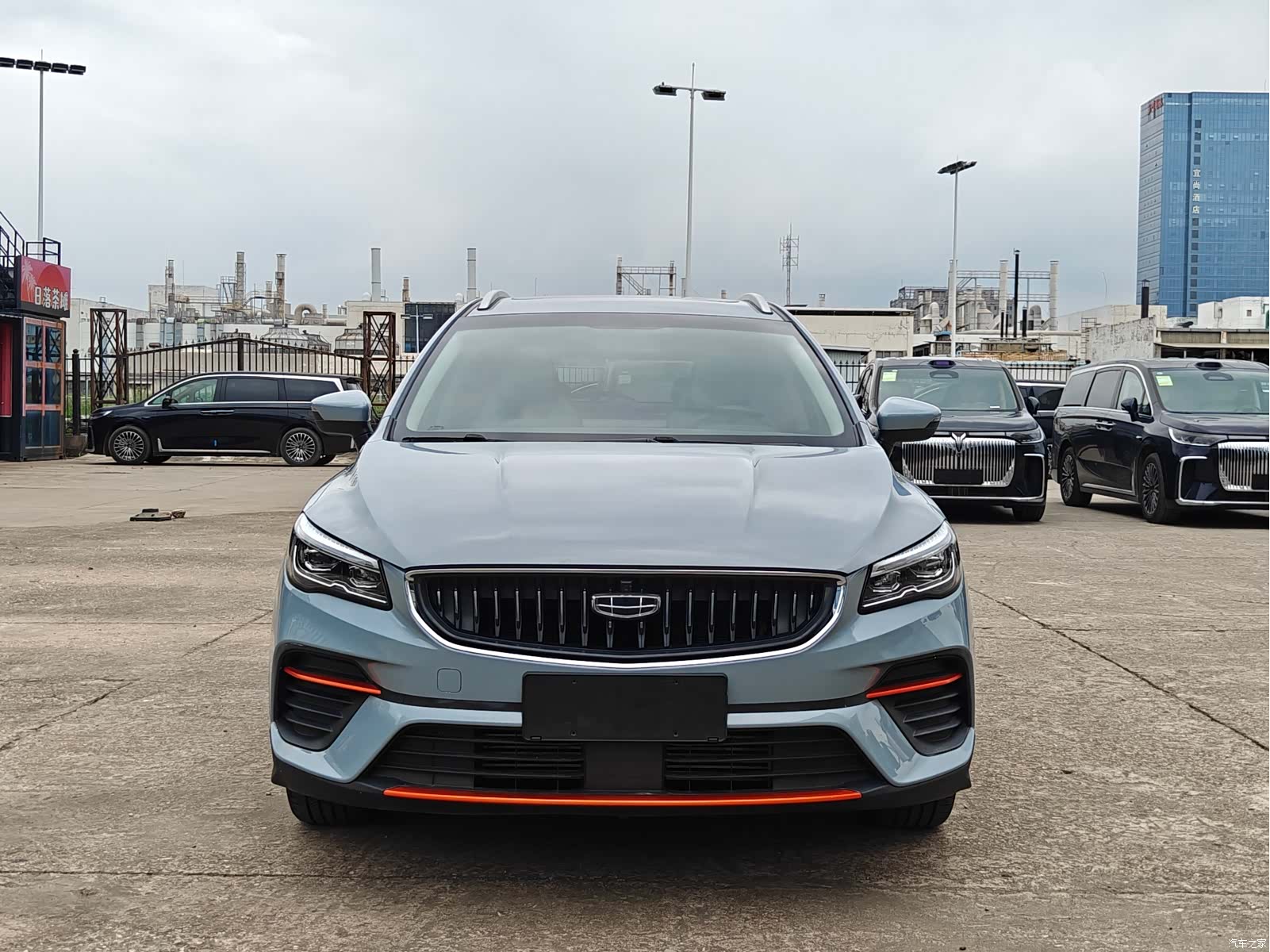 Geely Emgrand, 2022 3