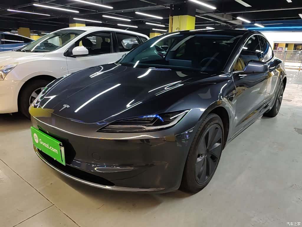 Tesla Model 3, 2024 1