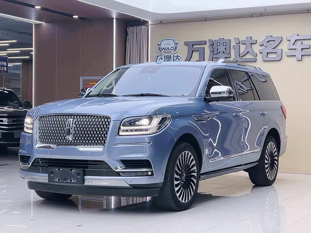 Lincoln Navigator