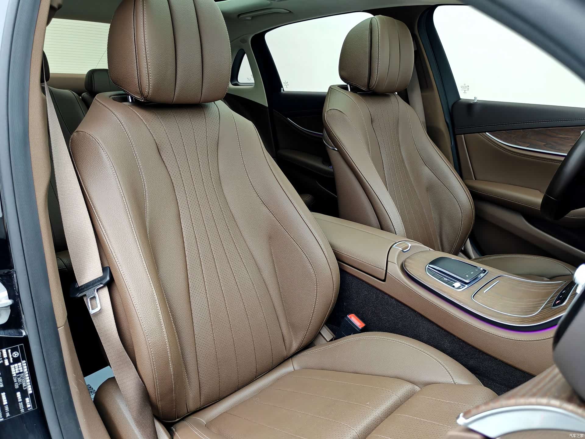 Mercedes-Benz E-Class, 2022 7