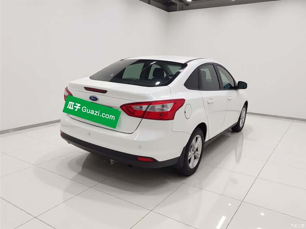 Ford Focus, 2014 7