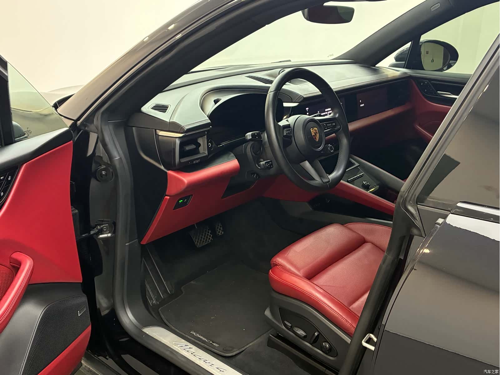 Porsche Macan, 2025 7