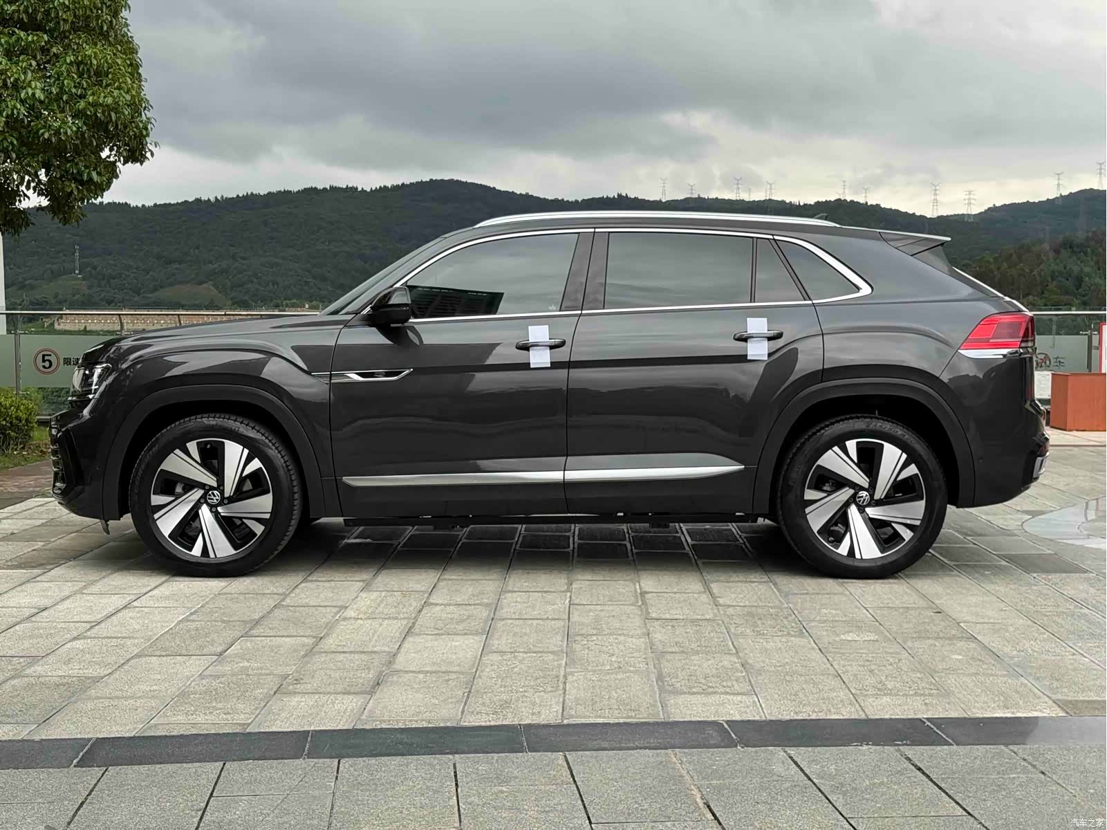 Volkswagen Teramont X, 2022 40