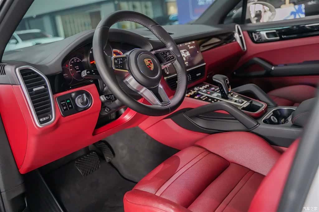 Porsche Cayenne, 2018 9