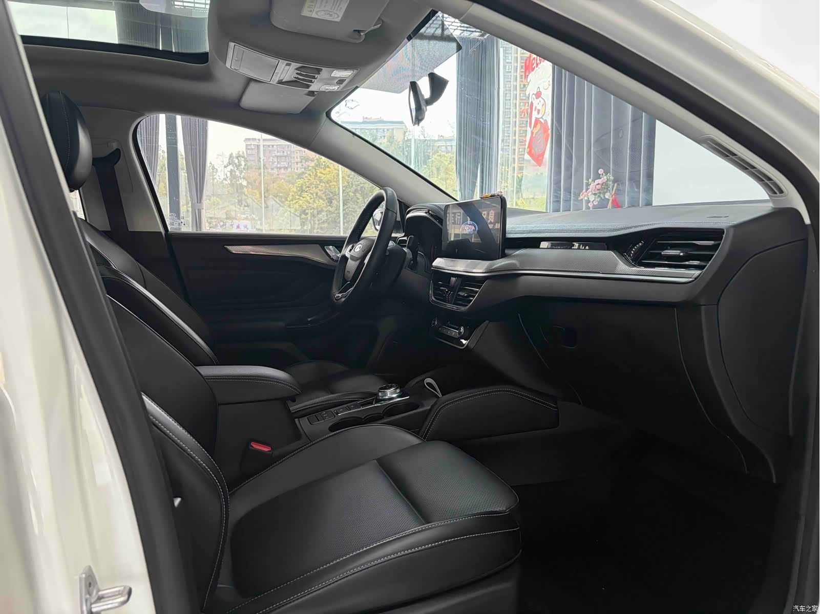 Ford Focus, 2022 28