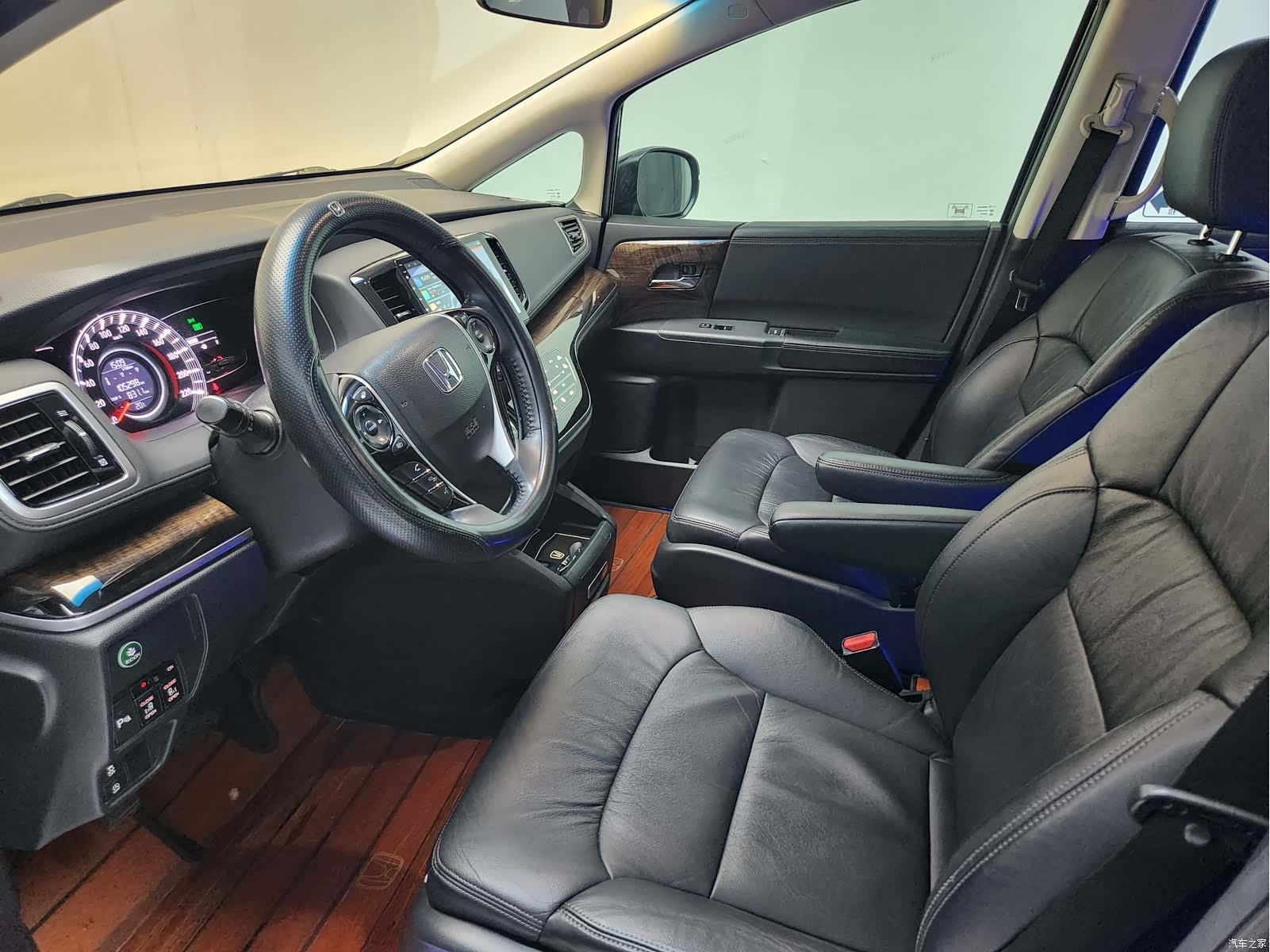 Honda Odyssey, 2017 все фото