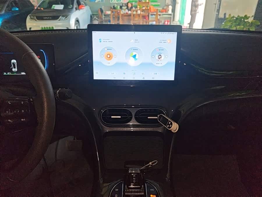 BYD BYD e2 2024, фото 12