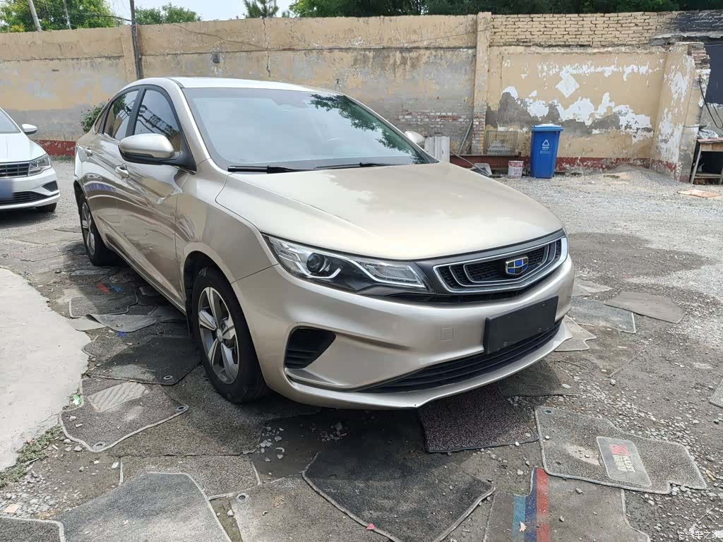 Geely Emgrand, 2018 25