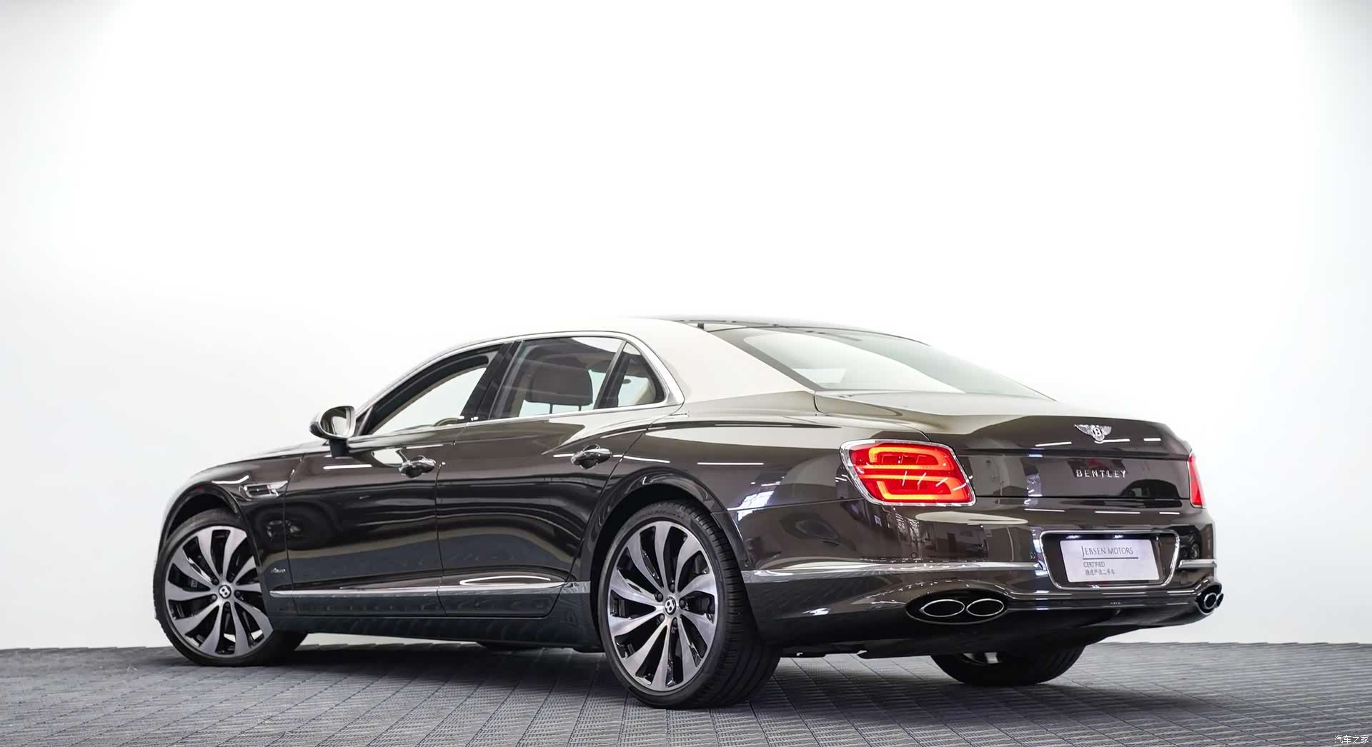 Bentley Flying Spur, 2024 все фото