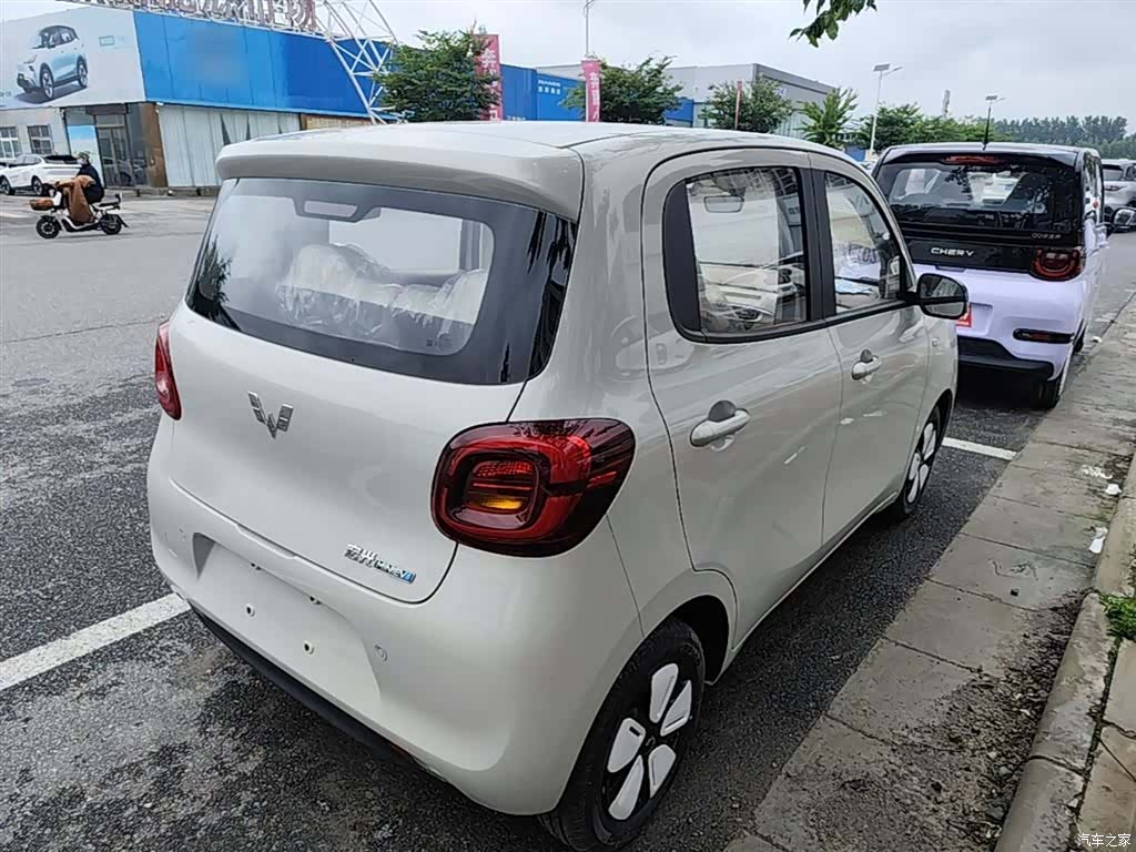 Wuling MINIEV, 2026 7