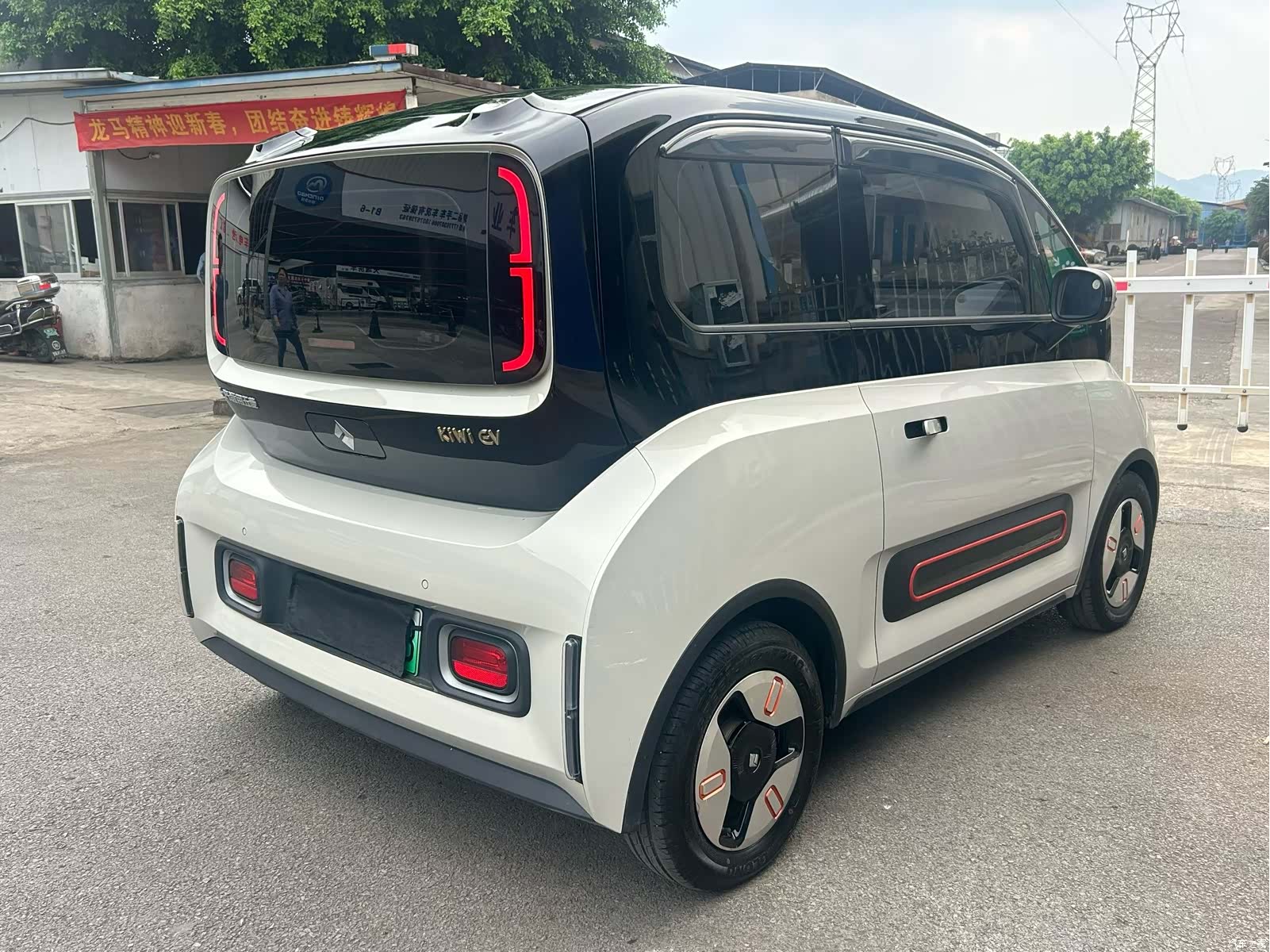 Wuling KiWi, 2022 8
