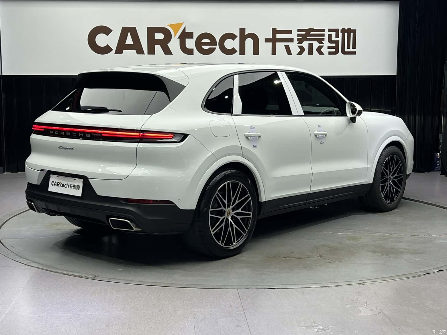 Porsche Cayenne, 2024 все фото