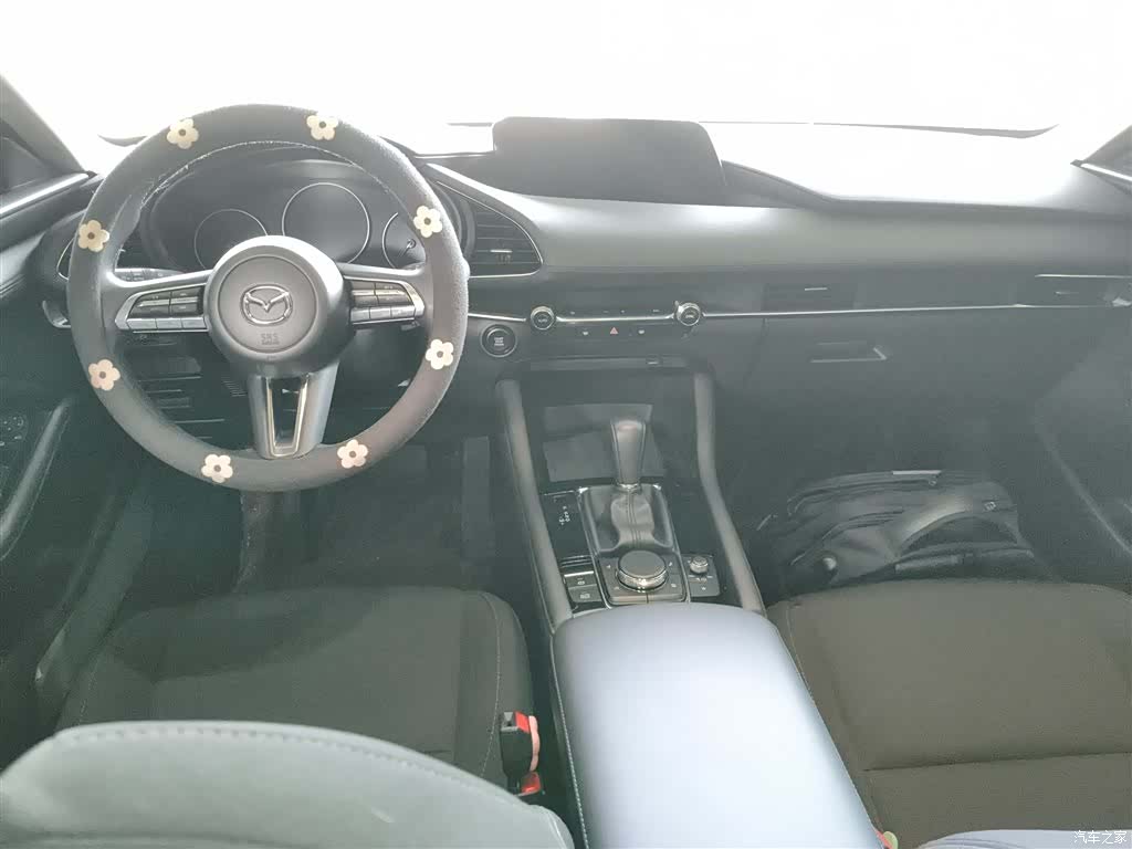 Mazda Mazda3, 2024 10