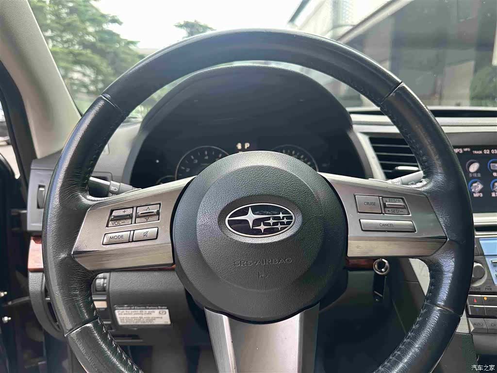 Subaru Outback, 2010 10