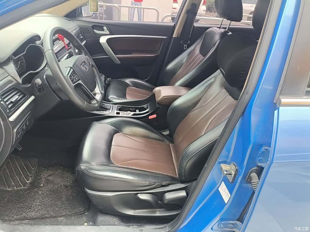 Geely Emgrand, 2017 15