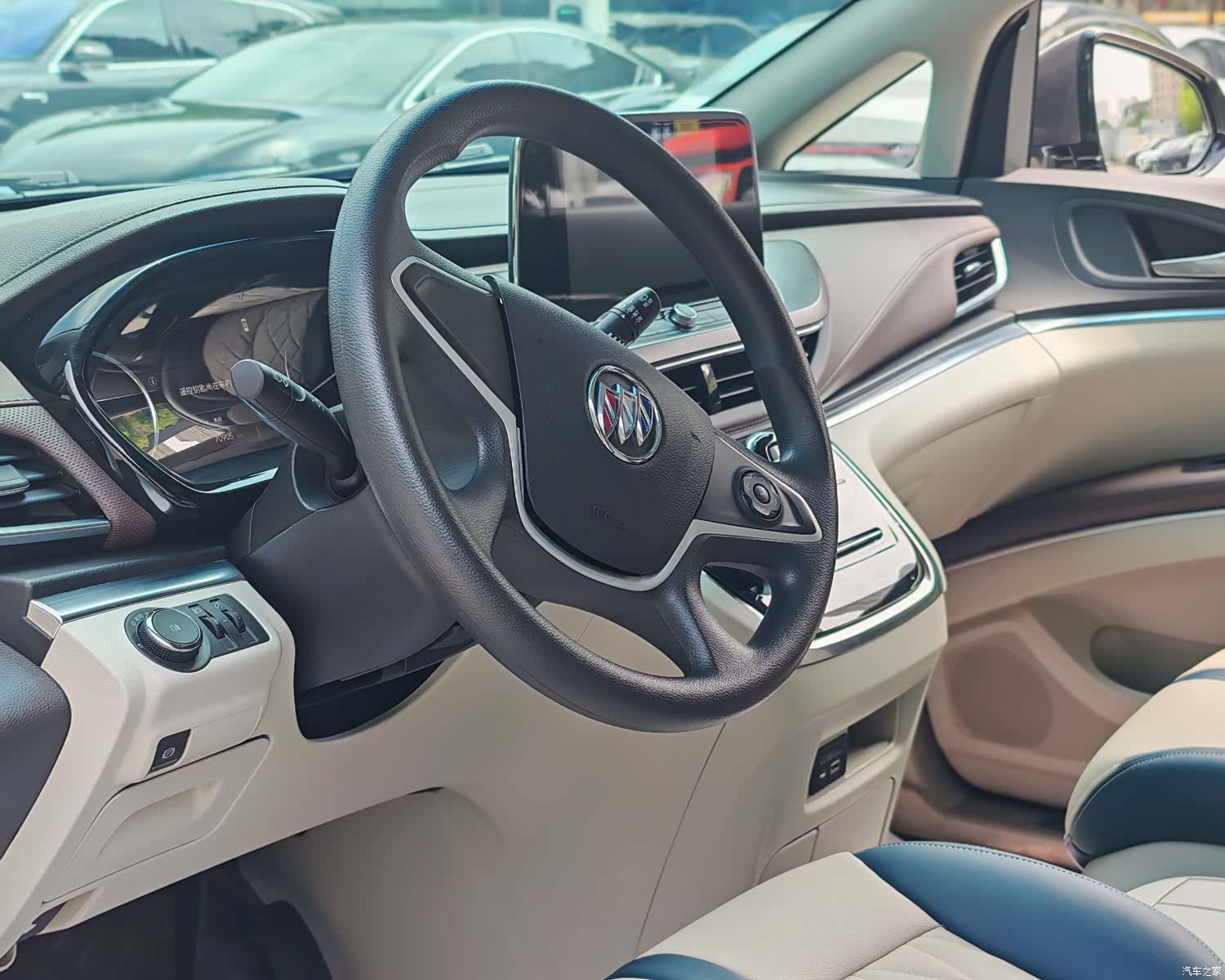 Buick GL8, 2022 13