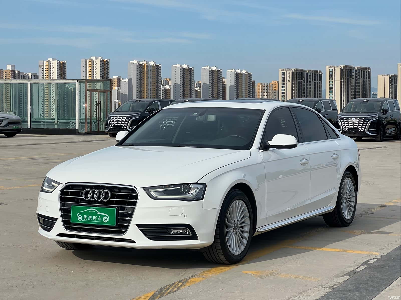 Audi A4L, 2016 1