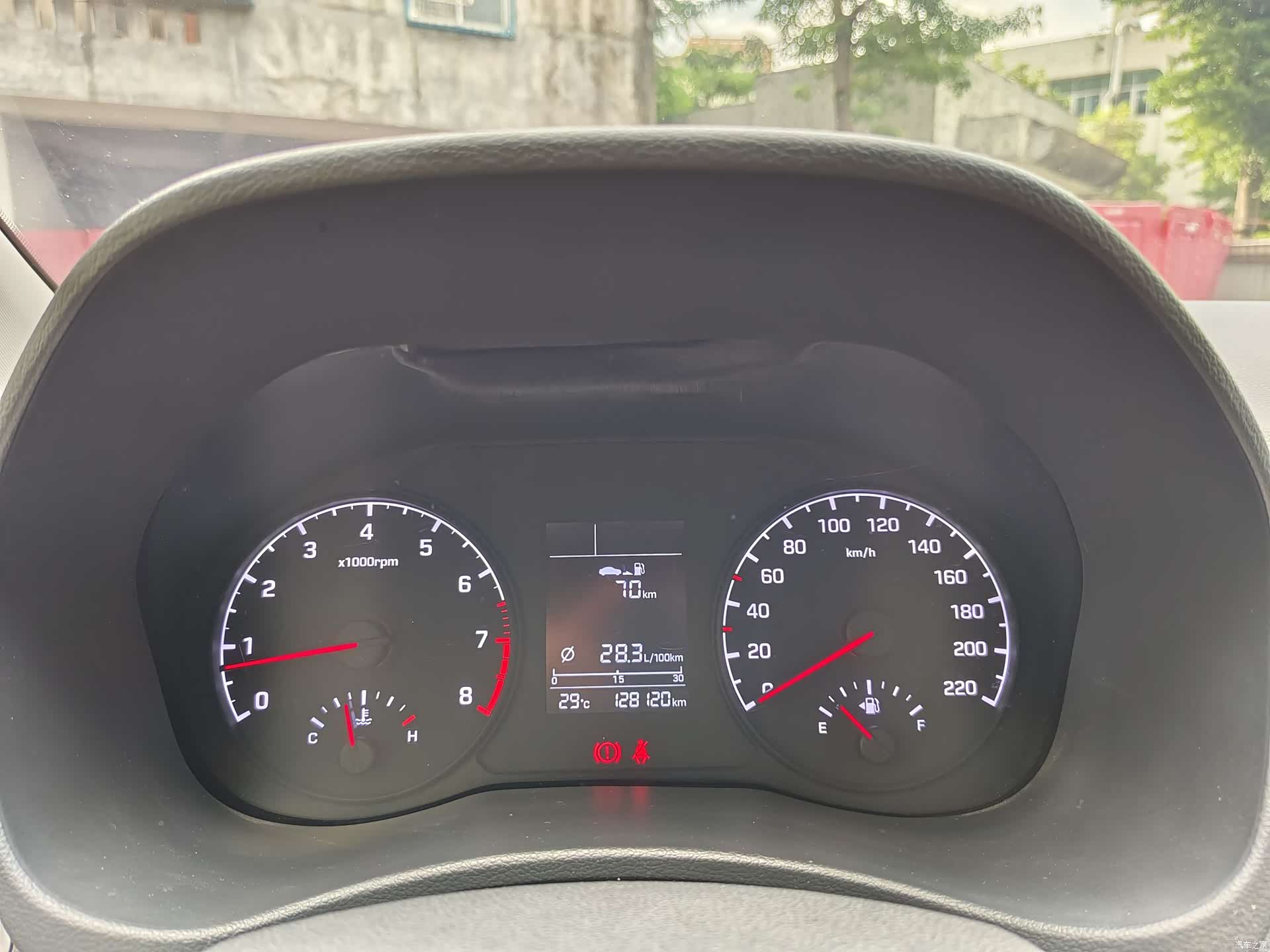 Hyundai GLS, 2017 21