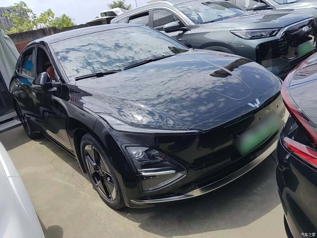Wuling Starlight, 2025 4